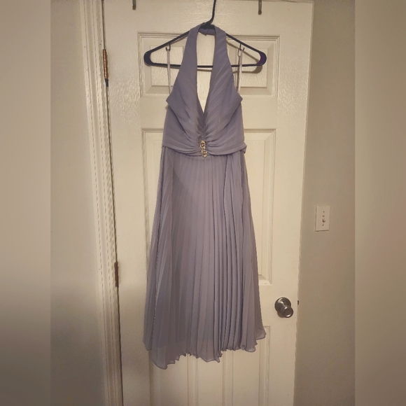 Raylia Designs Dresses & Skirts - Lilac Raylia Dress Size 8